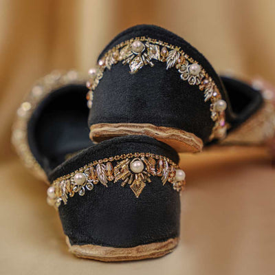 Azal (Black)