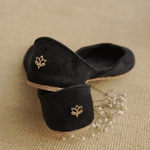 Riva (Black)