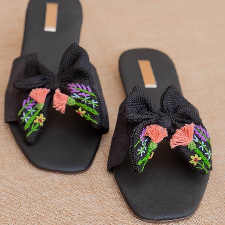 Bow Affairs (Black)