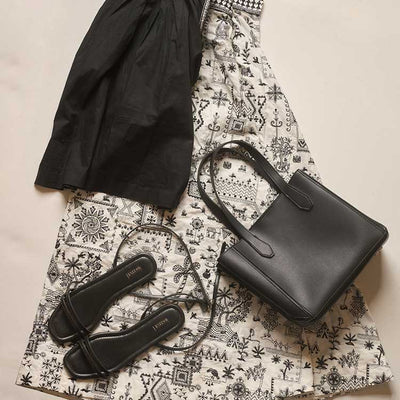 Step (Black)