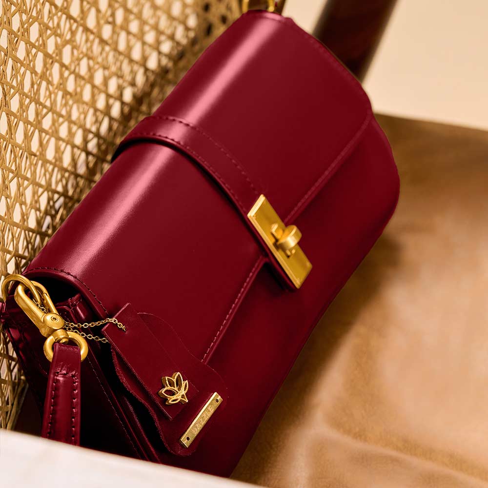 Reverie (Cherry Red)